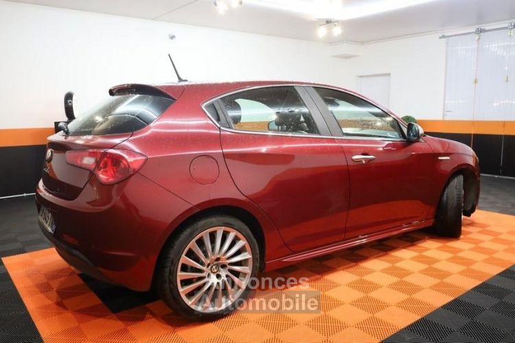 Alfa Romeo Giulietta 1.4 MULTIAIR DISTINCTIVE STOP&START - <small></small> 8.990 € <small>TTC</small> - #3