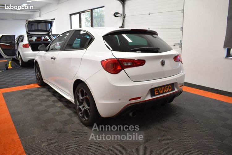 Alfa Romeo Giulietta 1.4 T-JET 150ch SERIE SPECIALE SUPER JANTES SPORT 17 DYNAMIC DRIVE SUIVI ... - <small></small> 14.490 € <small>TTC</small> - #3