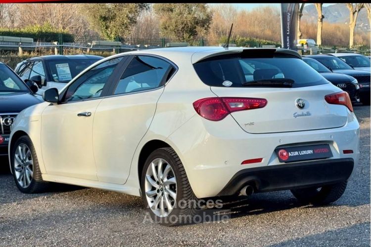 Alfa Romeo Giulietta 1.4 TB 170 CV 1ERE MAIN SUPER - <small></small> 11.990 € <small>TTC</small> - #7