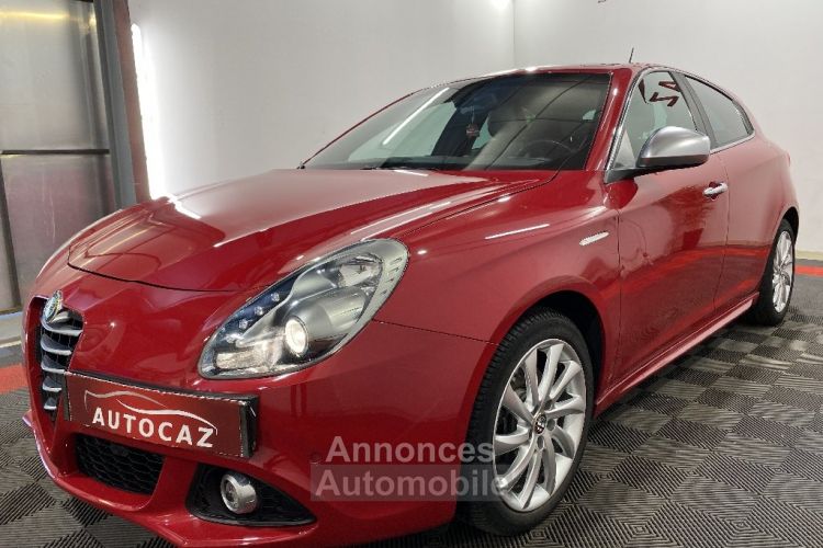 Alfa Romeo Giulietta 1.4 TB MultiAir 170ch SetS Distinctive TCT - <small></small> 12.990 € <small>TTC</small> - #3