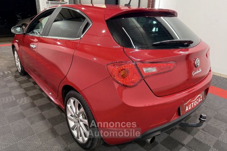 Alfa Romeo Giulietta 1.4 TB MultiAir 170ch SetS Distinctive TCT - <small></small> 12.990 € <small>TTC</small> - #5