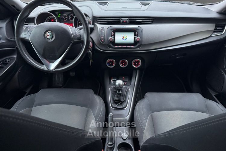 Alfa Romeo Giulietta 1.4 Tjet 105 ch SS Impression // DISTRIBUTION OK / Garantie 12 mois - <small></small> 9.490 € <small>TTC</small> - #2