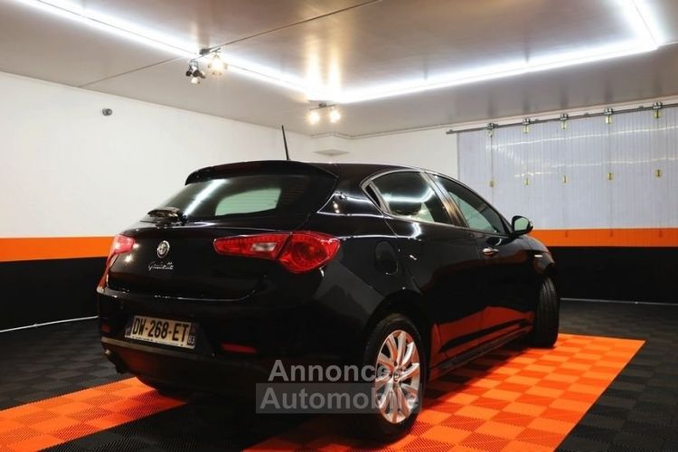 Alfa Romeo Giulietta 1.4 TJET 105CH IMPRESSION STOP&START - <small></small> 10.990 € <small>TTC</small> - #2