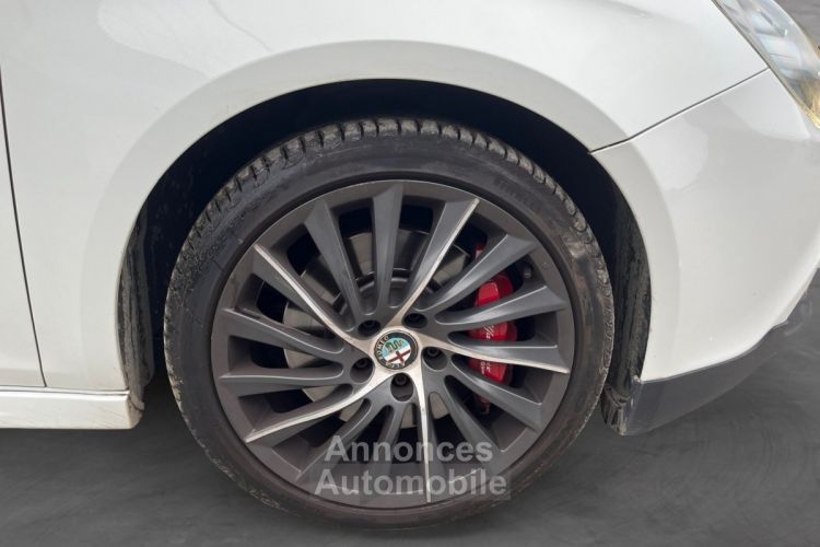 Alfa Romeo Giulietta 1750 TBI 235 ch Quadrifoglio Verde - <small></small> 12.000 € <small>TTC</small> - #17