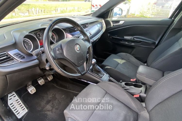 Alfa Romeo Giulietta 2.0 JTDm 140 ch SetS Selective - <small></small> 7.490 € <small>TTC</small> - #8