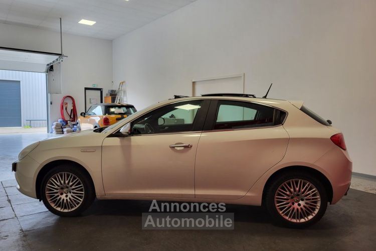 Alfa Romeo Giulietta 2.0 JTDM 140 S/S DISTINCTIVE + TOIT OUVRANT - <small></small> 9.990 € <small>TTC</small> - #4