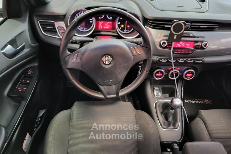 Alfa Romeo Giulietta 2.0 JTDM 140 S/S DISTINCTIVE + TOIT OUVRANT - <small></small> 9.990 € <small>TTC</small> - #22