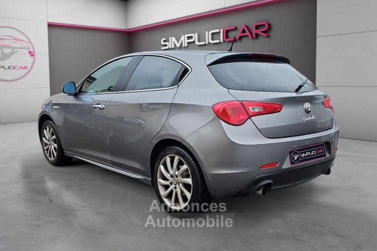 Alfa Romeo Giulietta 2.0 JTDm 140ch SS Exclusive - <small></small> 9.790 € <small>TTC</small> - #3