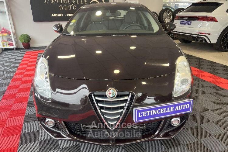 Alfa Romeo Giulietta 2.0 JTDm 150 ch SetS Distinctive - <small></small> 7.990 € <small>TTC</small> - #10