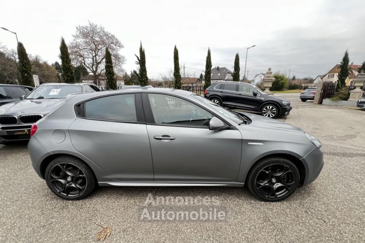 Alfa Romeo Giulietta 2.0 JTDM 150 Sprint - GARANTIE 12 MOIS - <small></small> 9.490 € <small>TTC</small> - #8