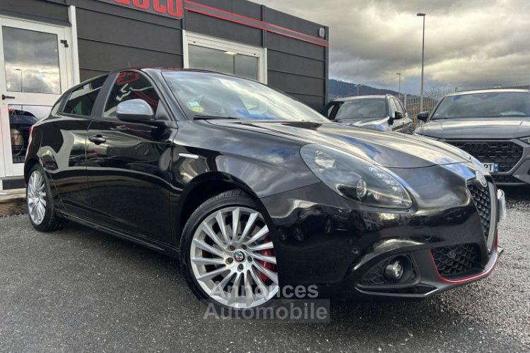 Alfa Romeo Giulietta 2.0 JTDM 150CH DISTINCTIVE STOP&START - <small></small> 14.990 € <small>TTC</small> - #4