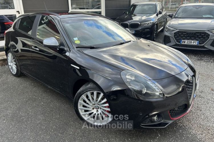 Alfa Romeo Giulietta 2.0 JTDM 150CH DISTINCTIVE STOP&START - <small></small> 14.990 € <small>TTC</small> - #5