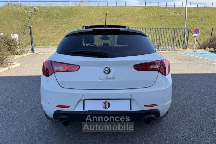 Alfa Romeo Giulietta 2.0 JTDM - 170 S/S BERLINE Sélective PHASE 1 - <small></small> 9.800 € <small>TTC</small> - #6