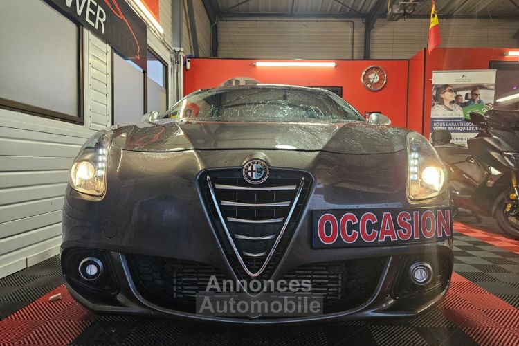 Alfa Romeo Giulietta 2.0 jtdm 77000 kms - <small></small> 14.990 € <small>TTC</small> - #2