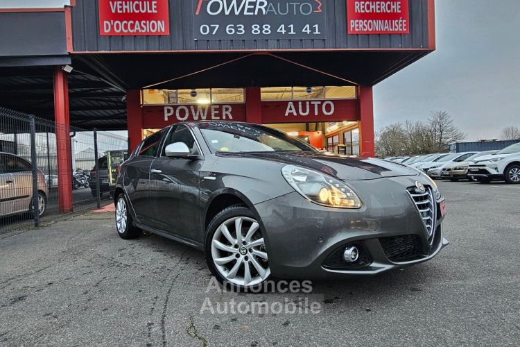 Alfa Romeo Giulietta 2.0 jtdm 77000 kms - <small></small> 14.990 € <small>TTC</small> - #10