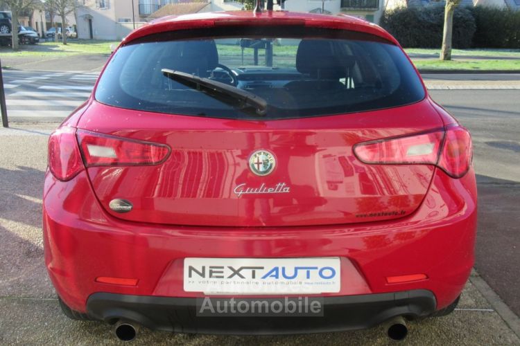 Alfa Romeo Giulietta 2.0 JTDM140 DISTINCTIVE STOP&START - <small></small> 6.990 € <small>TTC</small> - #11