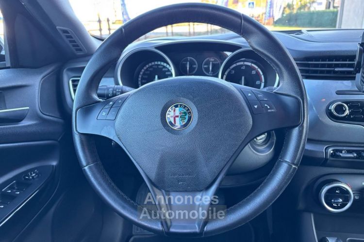 Alfa Romeo Giulietta III 1.6 JTDM 16V S&S 105 cv - <small></small> 6.990 € <small>TTC</small> - #11