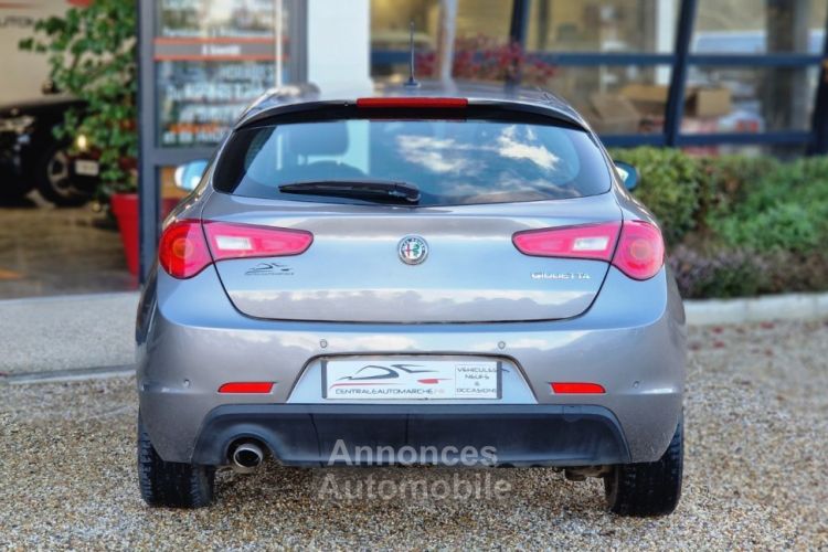 Alfa Romeo Giulietta Série 2 1.6 JTDm 120 ch SetS Business - <small></small> 9.990 € <small>TTC</small> - #30