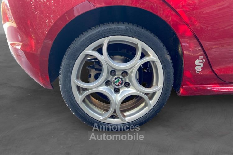 Alfa Romeo Giulietta SERIE 2 1.6 JTDm 120ch TCT Super BOITE AUTO/RADAR AVAR - GARANTIE 12 MOIS - - <small></small> 13.490 € <small>TTC</small> - #23