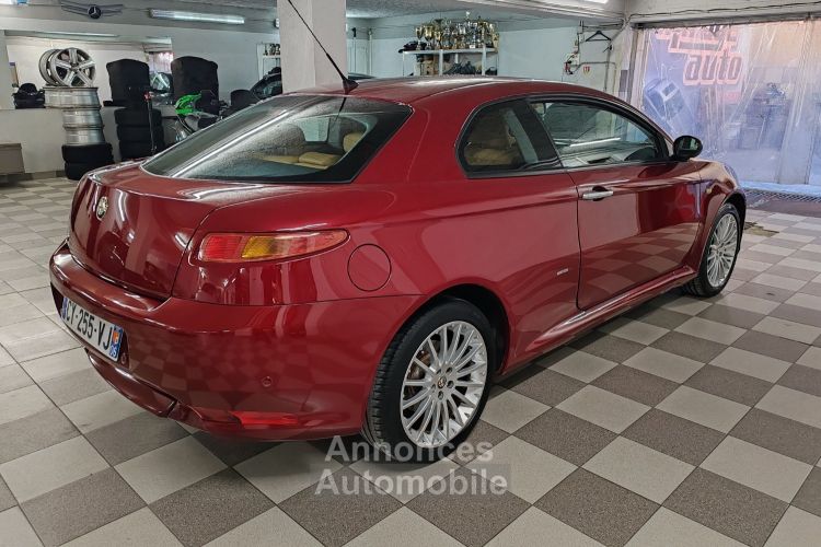 Alfa Romeo GT 1.9 JTD M-JET 150 Selective - <small></small> 6.990 € <small>TTC</small> - #4