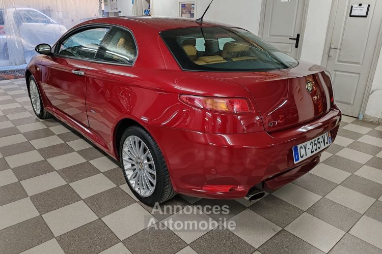 Alfa Romeo GT 1.9 JTD M-JET 150 Selective - <small></small> 6.990 € <small>TTC</small> - #6