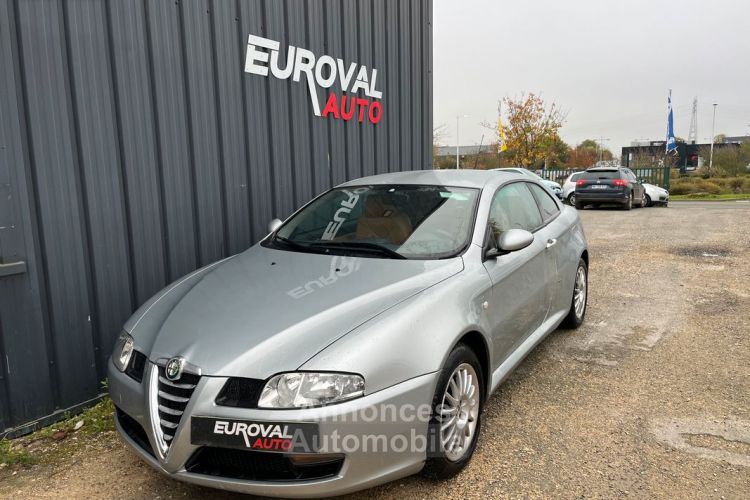 Alfa Romeo GT 1.9 JTD150 Multijet Selective - <small></small> 6.490 € <small>TTC</small> - #1