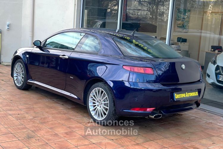 Alfa Romeo GT 2.0 JTS 165 ELEGANZA SELESPEED - <small></small> 9.900 € <small>TTC</small> - #4