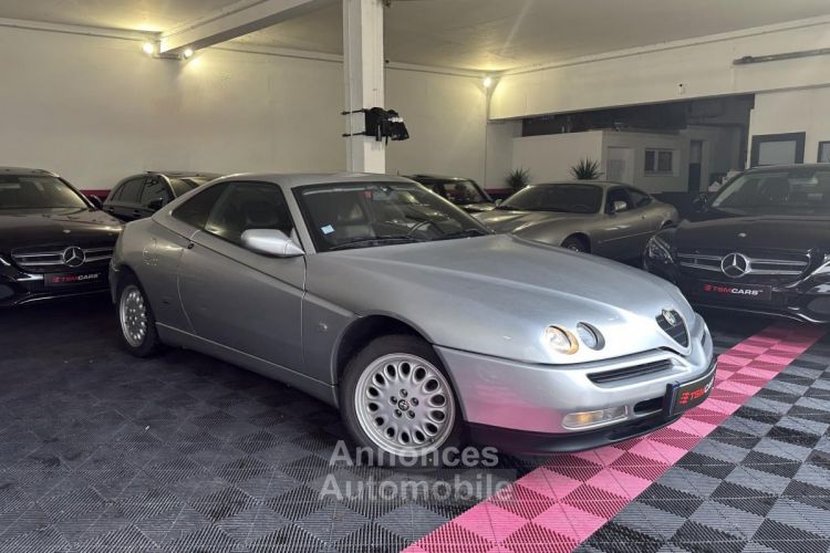 Alfa Romeo GTV 2.0i 16V - 150 1995 Twin Spark L PHASE 1 - <small></small> 7.490 € <small>TTC</small> - #1