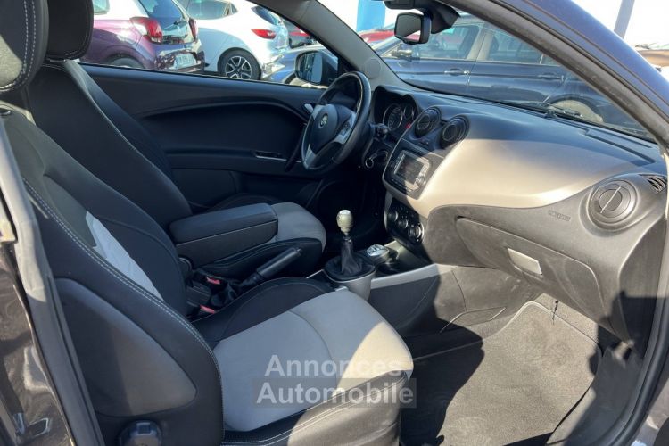 Alfa Romeo Mito 0.9 Twin Air 105ch Stop&Start distinctif ** 1ere Main ** - <small></small> 9.990 € <small>TTC</small> - #9