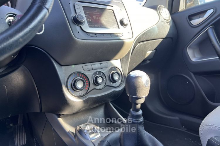 Alfa Romeo Mito 0.9 Twin Air 105ch Stop&Start distinctif ** 1ere Main ** - <small></small> 9.990 € <small>TTC</small> - #15