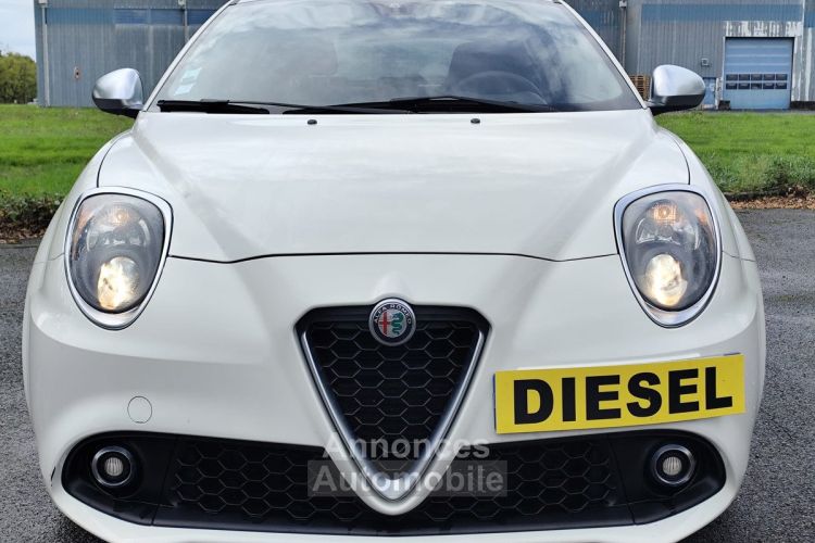 Alfa Romeo Mito Phase 2 - 1.3 JTD 16V Turbo 95ch (4 cv) BVM5 Blanc 3 Portes Edizione 2018 - <small></small> 9.500 € <small>TTC</small> - #3