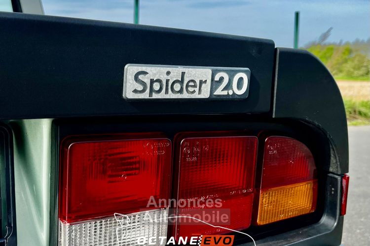 Alfa Romeo Spider 2.0 Aérodinamica - <small></small> 15.499 € <small>TTC</small> - #24