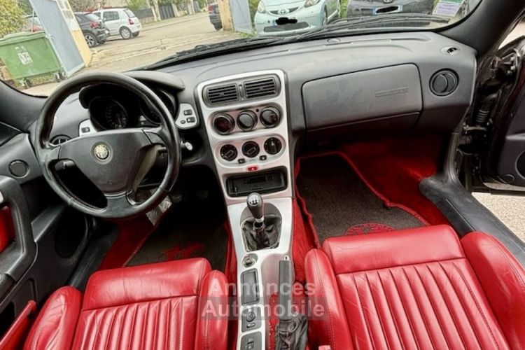 Alfa Romeo Spider 2.0i 16V Twin Spark - <small></small> 11.990 € <small>TTC</small> - #14