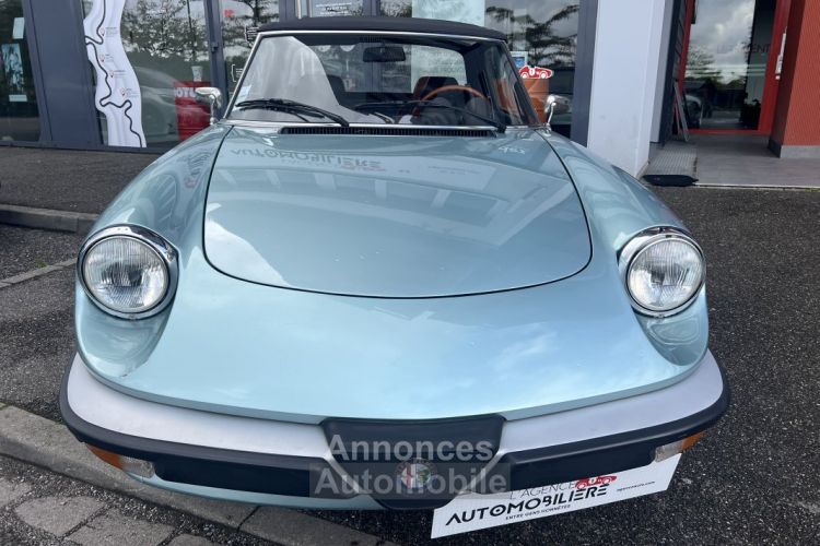 Alfa Romeo Spider 2.0L 128 cv duetto - <small></small> 16.190 € <small>TTC</small> - #2