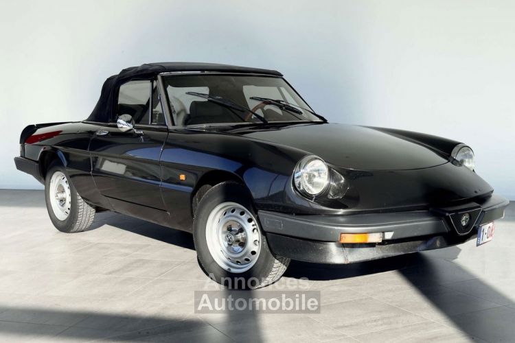 Alfa Romeo Spider Série 3 03 / 1984 126.000KM EXCELLENT ETAT - <small></small> 11.990 € <small>TTC</small> - #8