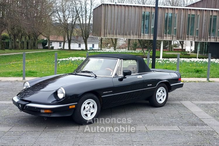 Alfa Romeo Spider VELOCE - <small></small> 15.499 € <small>TTC</small> - #1