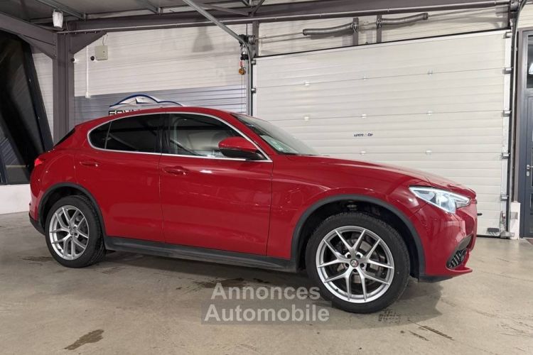 Alfa Romeo Stelvio 2.0 T 280 cv super Q4 / Rosso Alfa - <small></small> 29.900 € <small>TTC</small> - #2