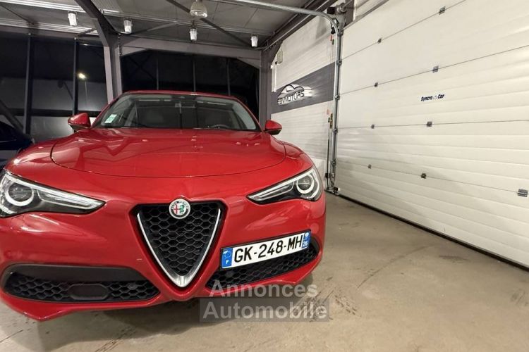 Alfa Romeo Stelvio 2.0 T 280 cv super Q4 / Rosso Alfa - <small></small> 29.900 € <small>TTC</small> - #9