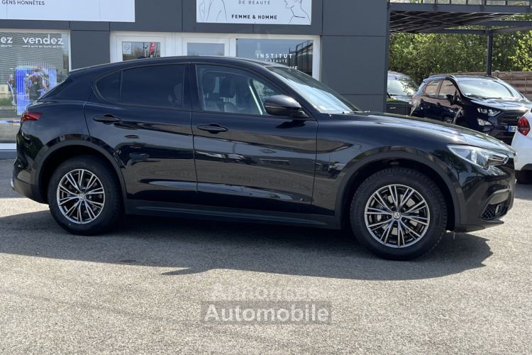 Alfa Romeo Stelvio 2.0 T4 200 ch SUPER Q4 AT8 - <small></small> 27.490 € <small>TTC</small> - #2