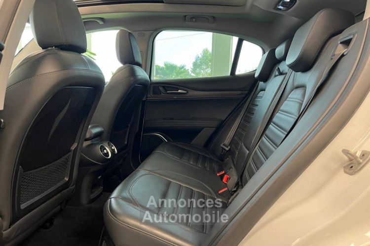 Alfa Romeo Stelvio 2.0T 280ch First Edition Q4 AT8 - <small></small> 29.990 € <small>TTC</small> - #14