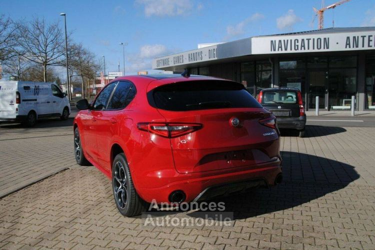 Alfa Romeo Stelvio 2.0T 280ch Veloce Q4 AT8 MY22 - <small></small> 58.900 € <small>TTC</small> - #4