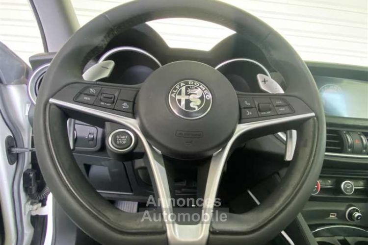 Alfa Romeo Stelvio 2.2 210 ch Q4 AT8 Executive - <small></small> 27.980 € <small>TTC</small> - #10