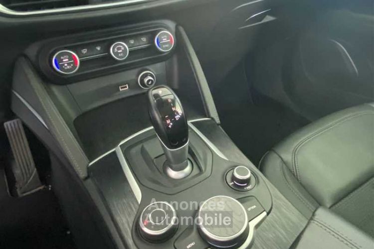 Alfa Romeo Stelvio 2.2 210 ch Q4 AT8 Executive - <small></small> 27.980 € <small>TTC</small> - #12