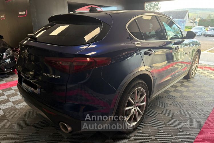 Alfa Romeo Stelvio 2.2 210 ch Q4 AT8 Lusso - <small></small> 17.990 € <small>TTC</small> - #5