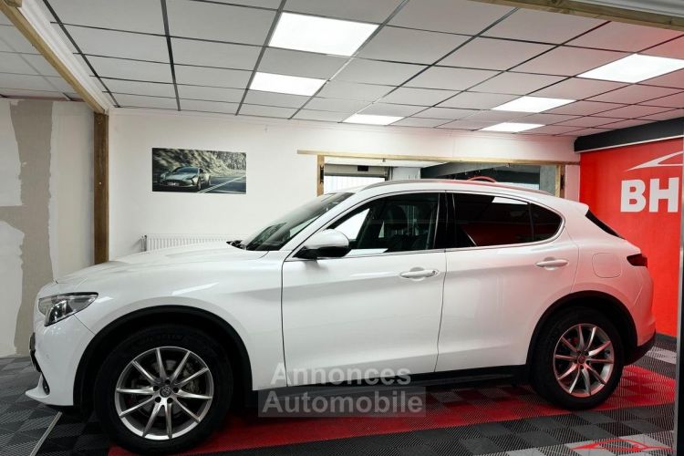 Alfa Romeo Stelvio 2.2 210cv Q4 AT8 Lusso / Harman Kardon (entretien complet) - <small></small> 19.990 € <small>TTC</small> - #4