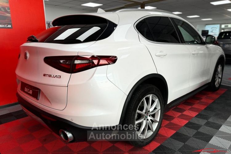 Alfa Romeo Stelvio 2.2 210cv Q4 AT8 Lusso / Harman Kardon (entretien complet) - <small></small> 19.990 € <small>TTC</small> - #7