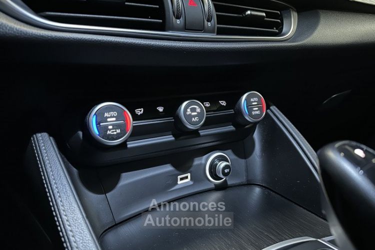 Alfa Romeo Stelvio 2.2 DIESEL 150CH SUPER AT8 - <small></small> 19.977 € <small>TTC</small> - #15