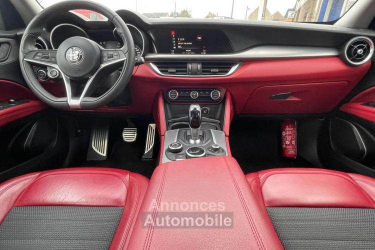 Alfa Romeo Stelvio 2.2 JTD Automatique-Caméra-Phares au xénon - <small></small> 21.990 € <small>TTC</small> - #10