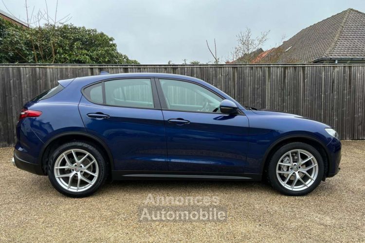 Alfa Romeo Stelvio 2.2 JTD Super (EU6d-TEMP) LEDER-ZTLVRW-CAM-KEYLESS - <small></small> 21.990 € <small>TTC</small> - #5