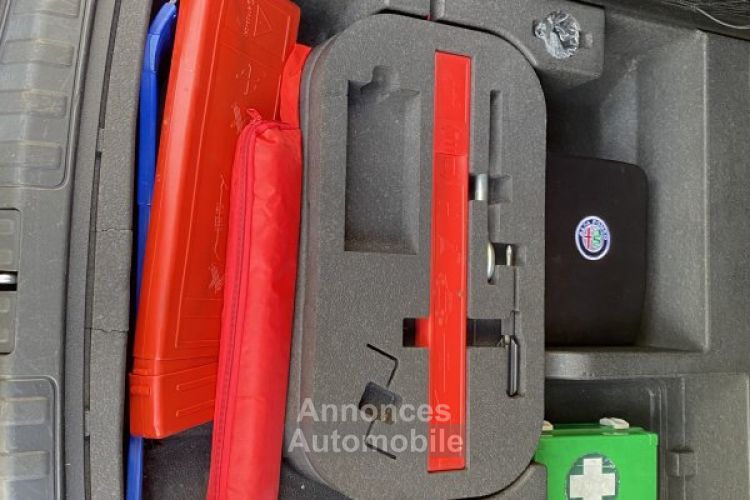 Alfa Romeo Stelvio 2.2D 210 SPORT EDITION Q4 AT8 - <small></small> 27.990 € <small>TTC</small> - #36